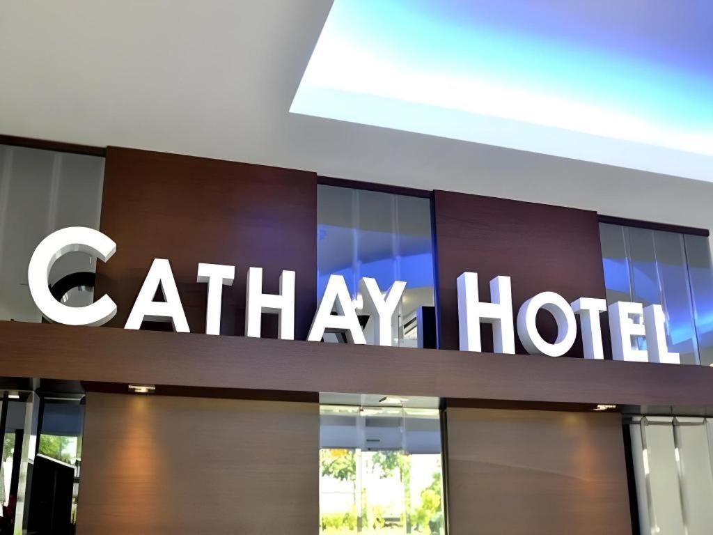 คาเธ่ โฮเต็ล Hotel โกตาคินาบาลู ภายนอก รูปภาพ